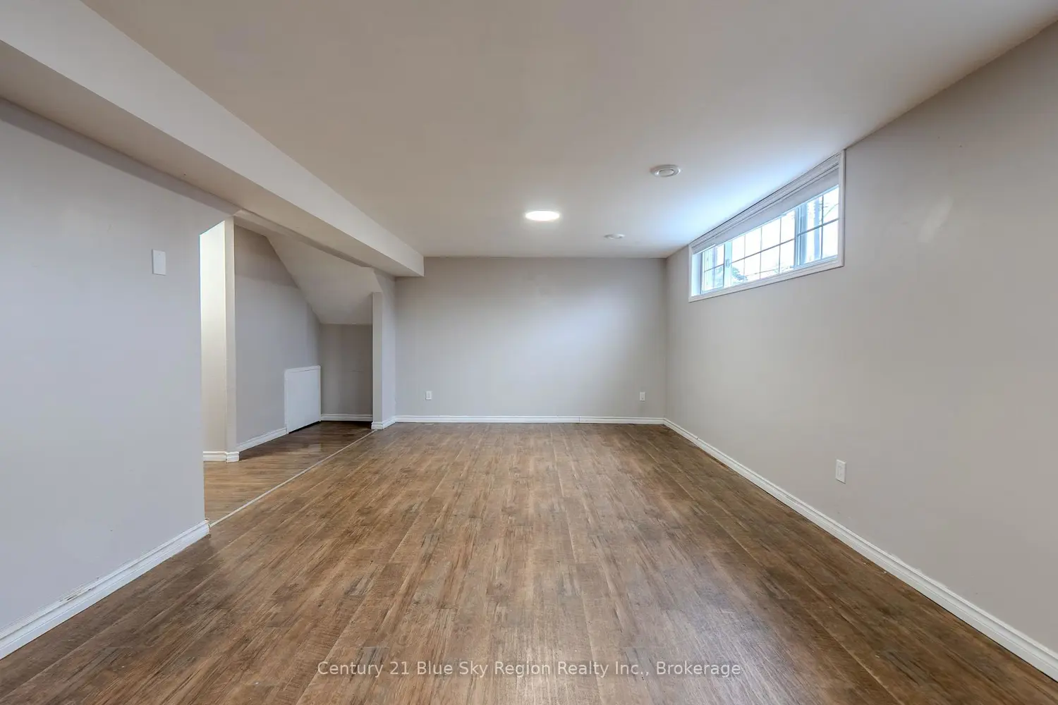 Additional image 8 of 862 Lakeshore Drive