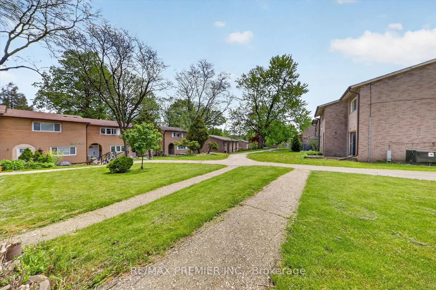 Additional image 11 of 85 Driftwood Avenue 48