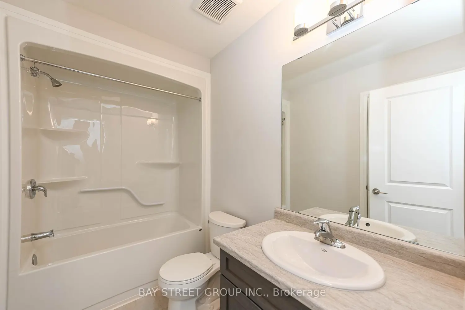 Additional image 14 of 4552 Portage Road 61