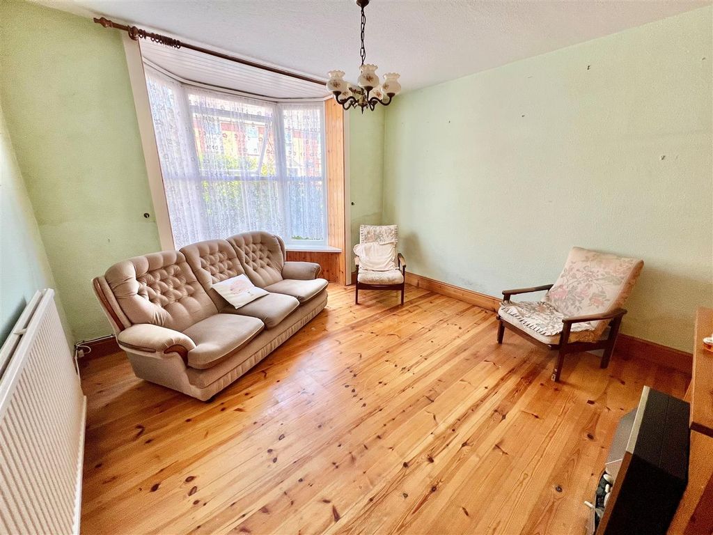 Additional image 3 of 3 bed semi-detached house for saleFreshwater, Isle Of Wight PO40