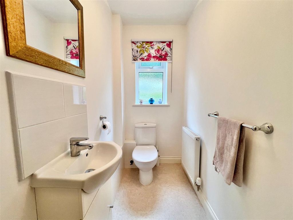 Additional image 9 of 4 bed detached house for saleFreshwater, Isle Of Wight PO40
