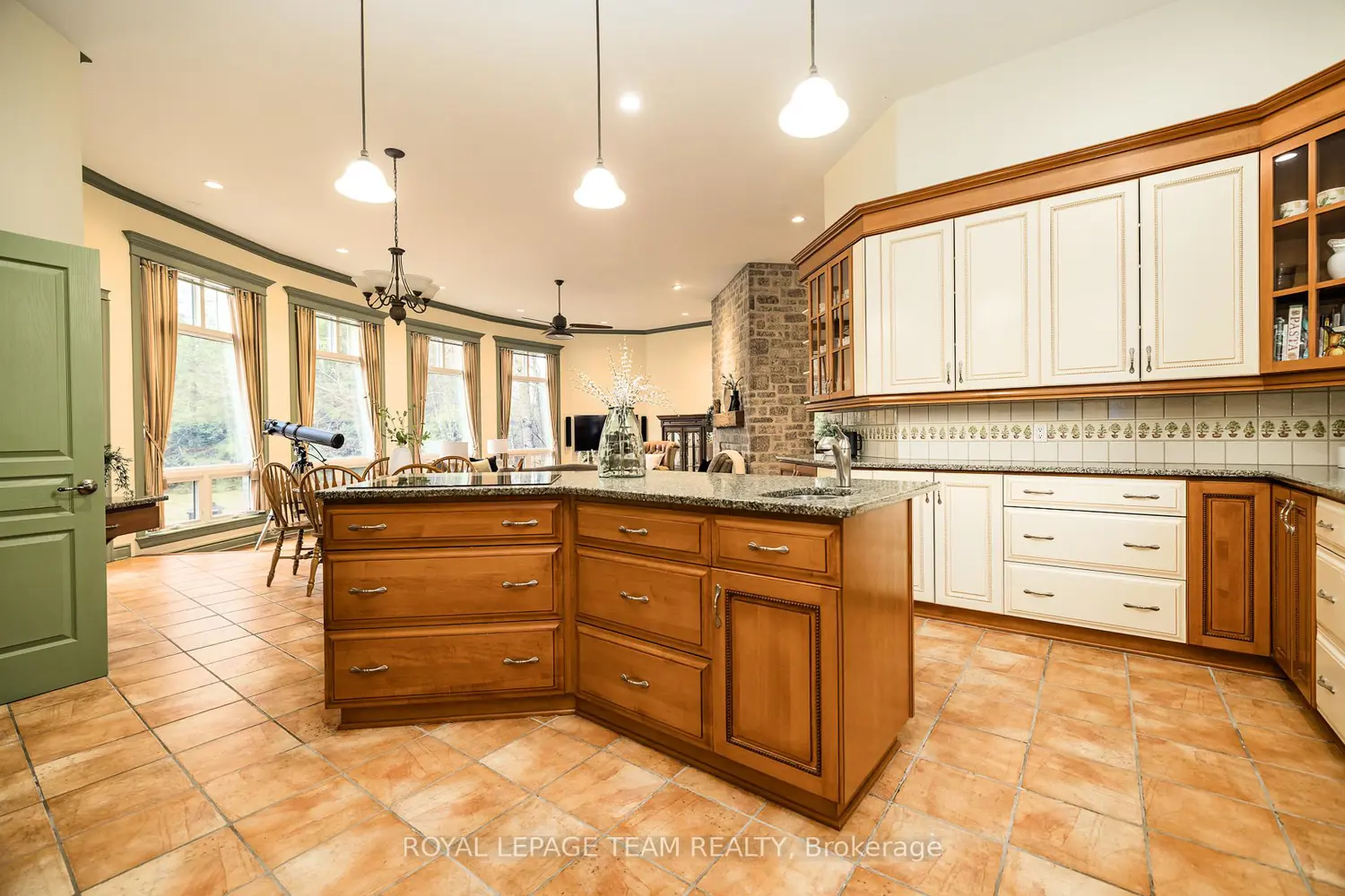 Additional image 3 of 6196 Deermeadow Drive