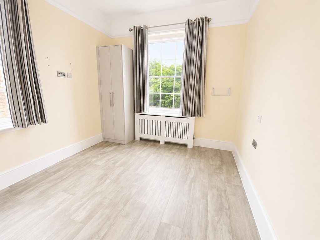 Additional image 43 of 18 bed detached house for saleClarence Place, Gravesend DA12