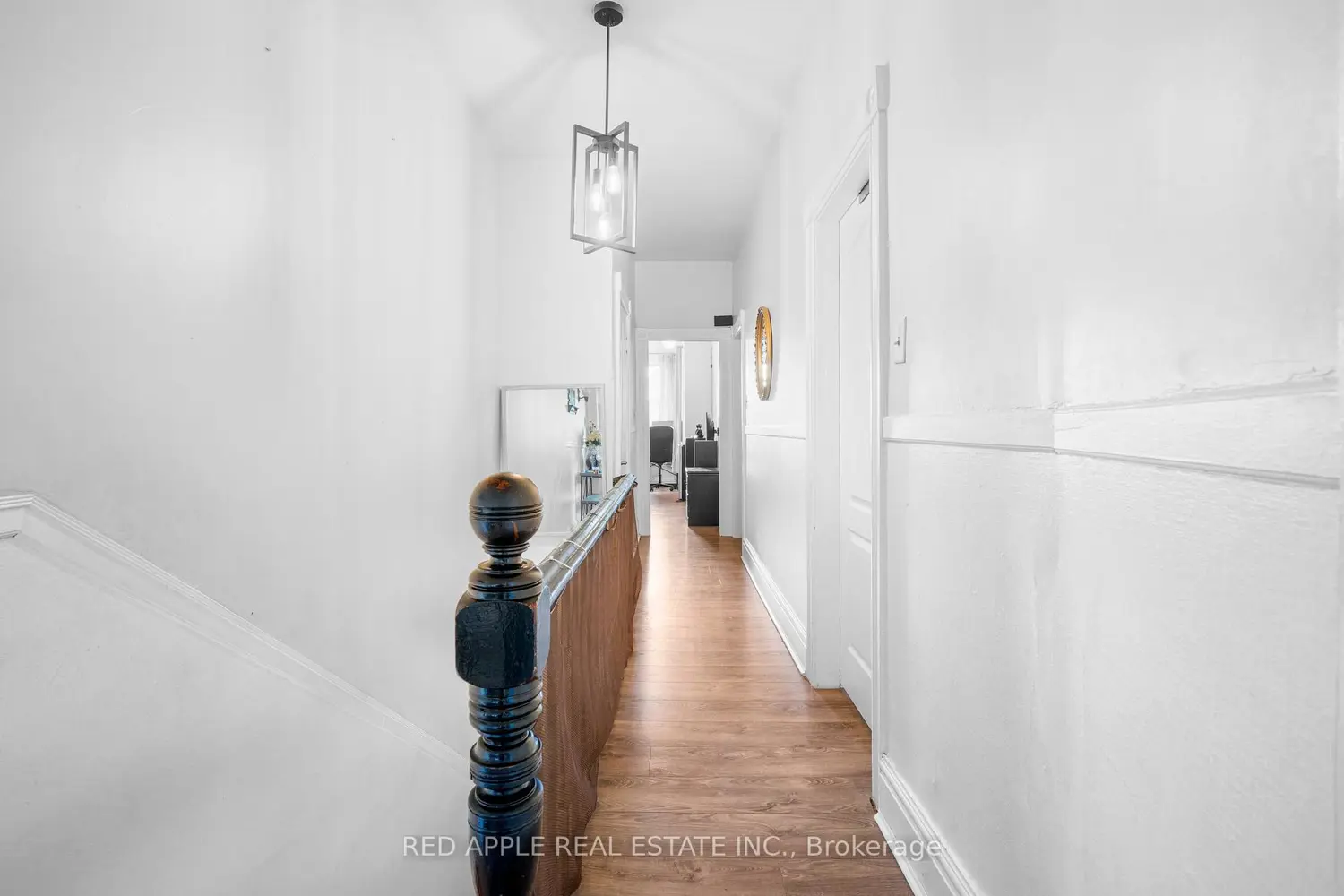 Additional image 10 of 546 Dufferin Street