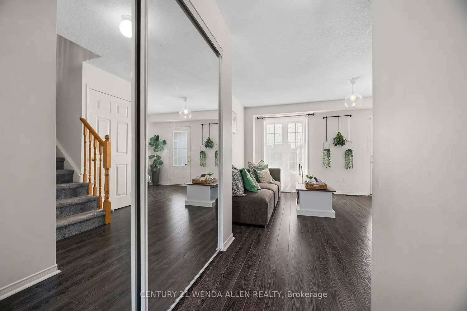 112 Goss Lane photo 5