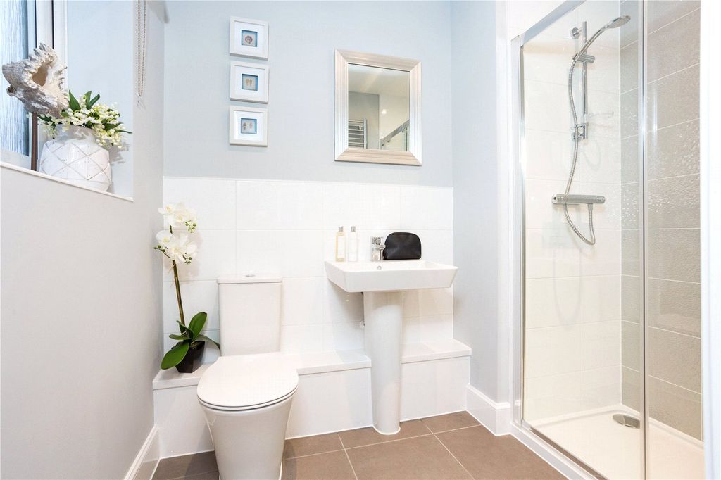 Additional image 9 of 5 bed detached house for saleAlbany Park, Church Crookham, Hampshire GU52