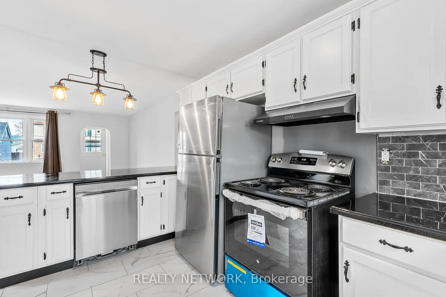 76 Johnston Street photo 4