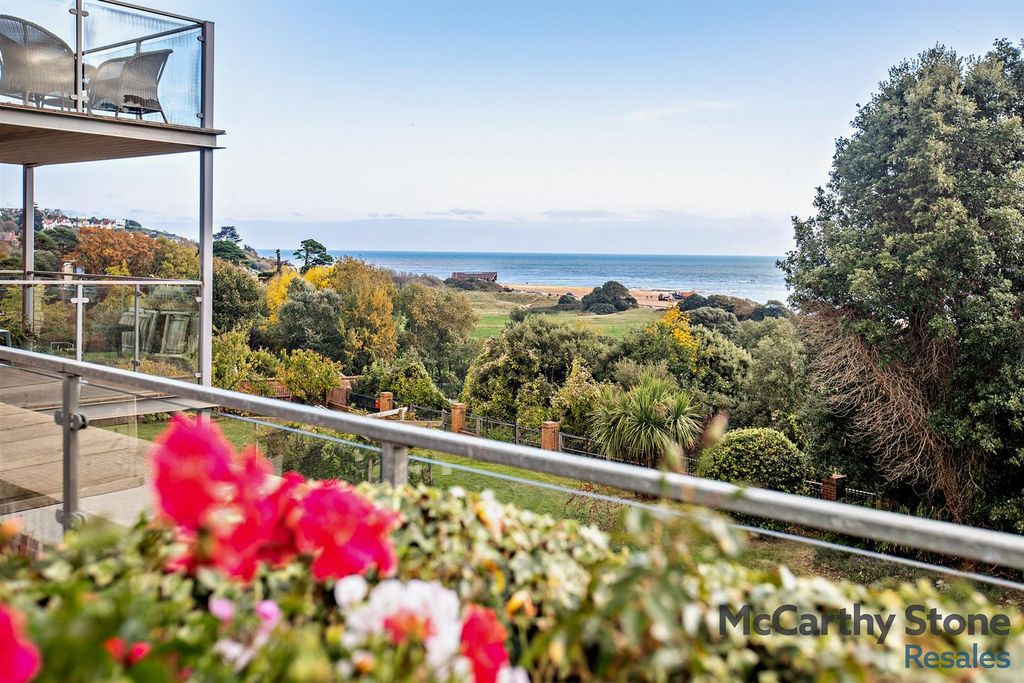 Additional image 2 of 2 bed flat for saleRoswell Court, Douglas Avenue, Exmouth EX8