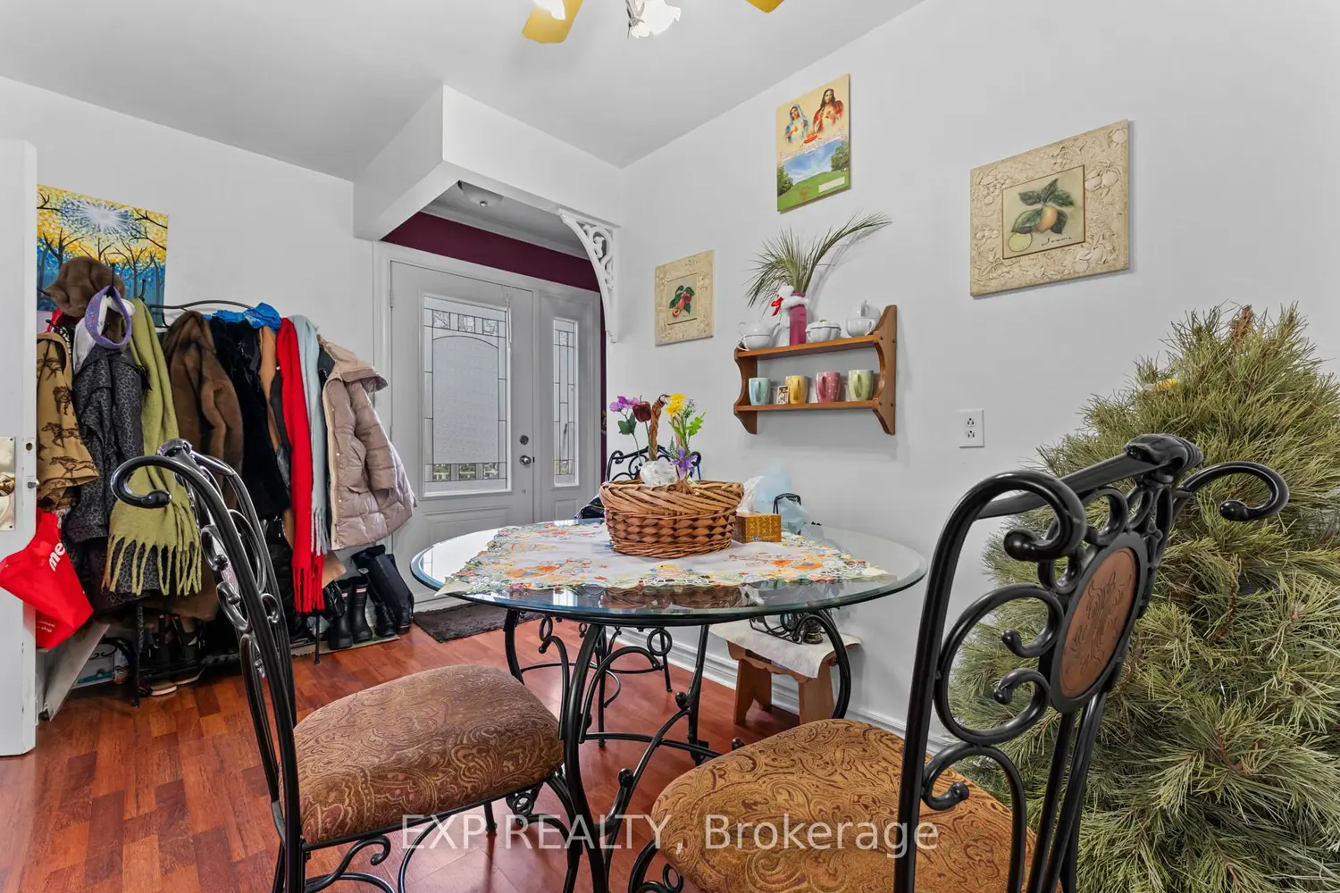 36 Shelley Street photo 4