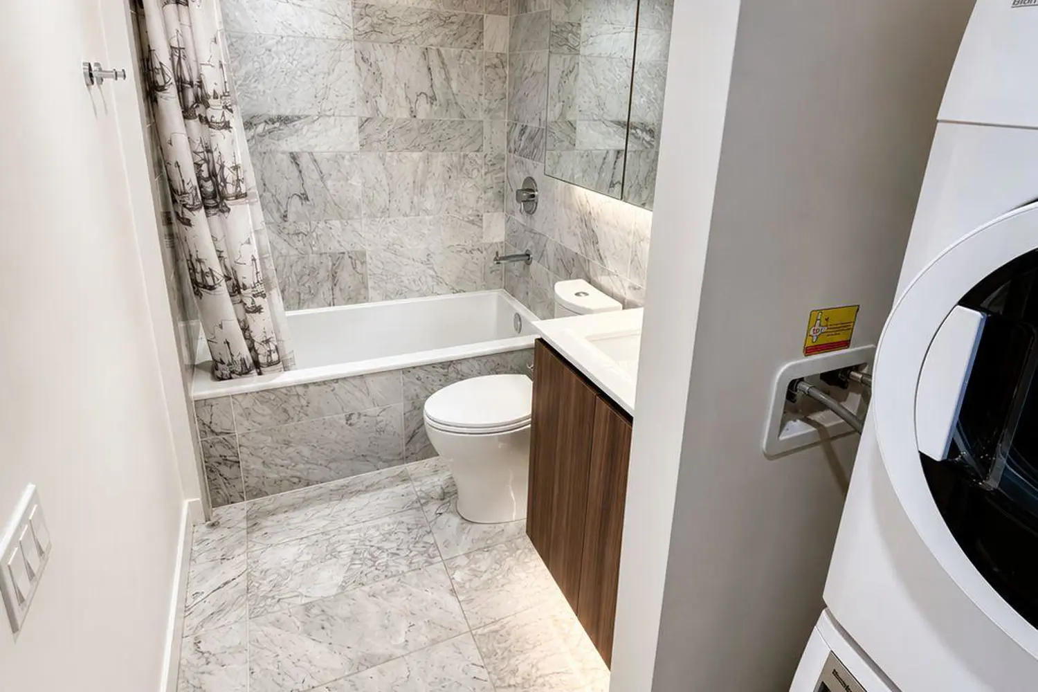 Additional image 9 of 19 Bathurst Street 1502