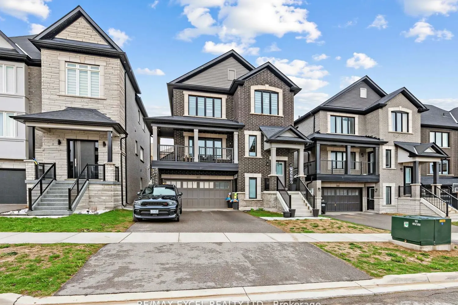 1454 Stovell Crescent