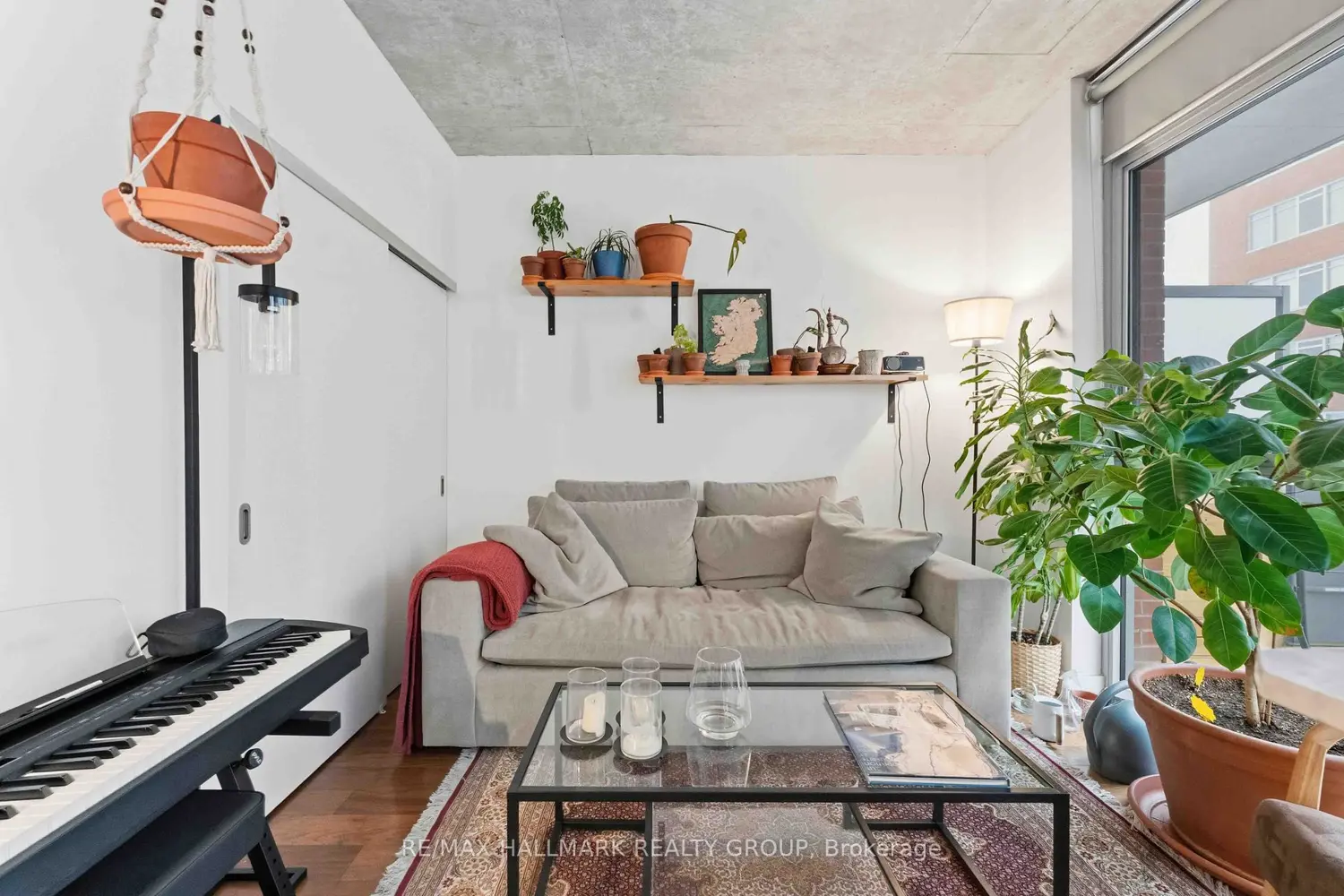 Additional image 9 of 360 Mcleod Street 313