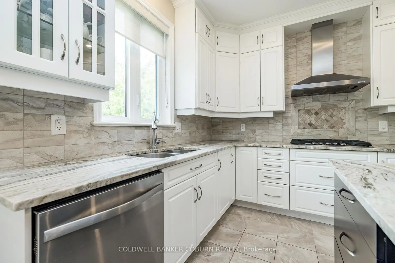 Additional image 4 of 549 Osmond Daley Drive