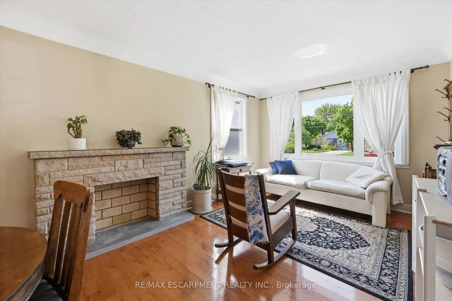 93 Sunning Hill Avenue photo 5