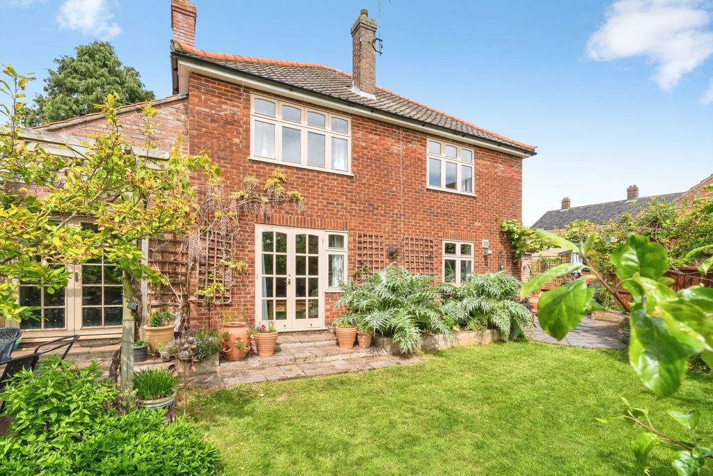 4 bed detached house for saleNorwich Road, Fakenham, Norfolk NR21