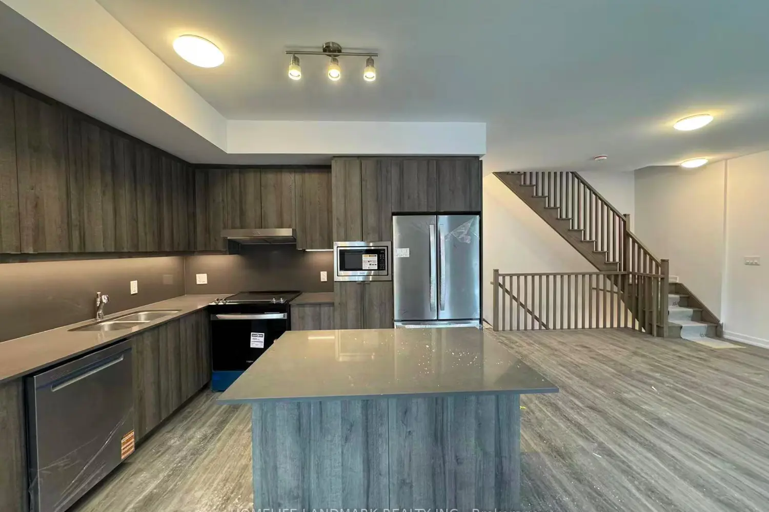 15 Kerns Lane photo 2