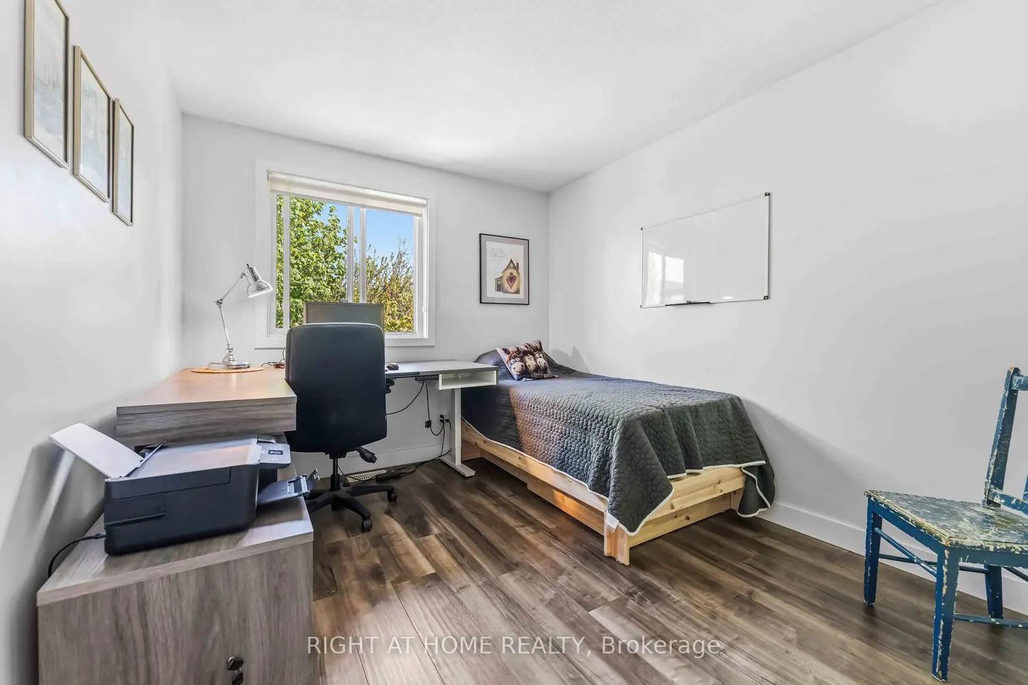 Additional image 14 of 981 Barwell Avenue