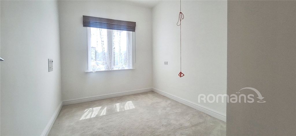 Additional image 8 of 2 bed flat for saleKeble Court, Redfields Lane, Church Crookham GU52