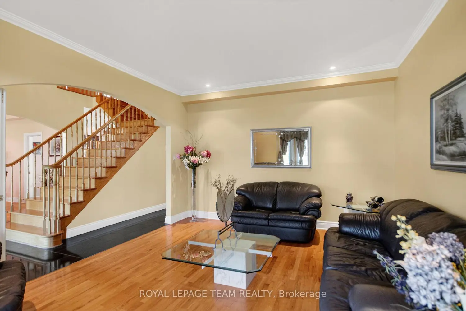 5472 Wicklow Drive photo 5