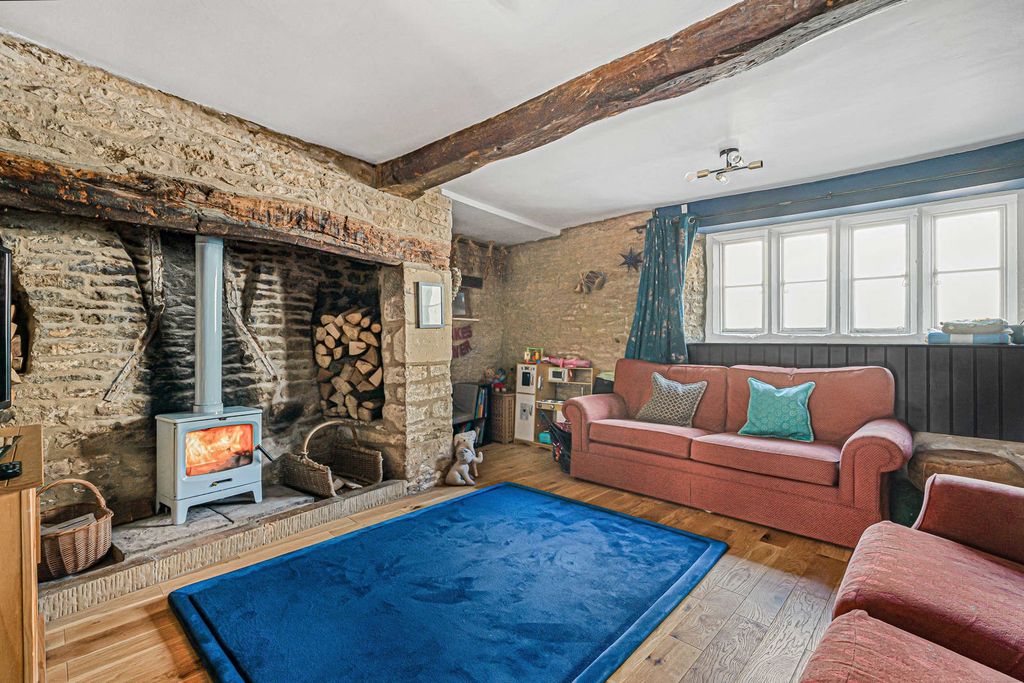 Additional image 7 of 3 bed terraced house for saleCoronation Street, Fairford, Gloucestershire GL7