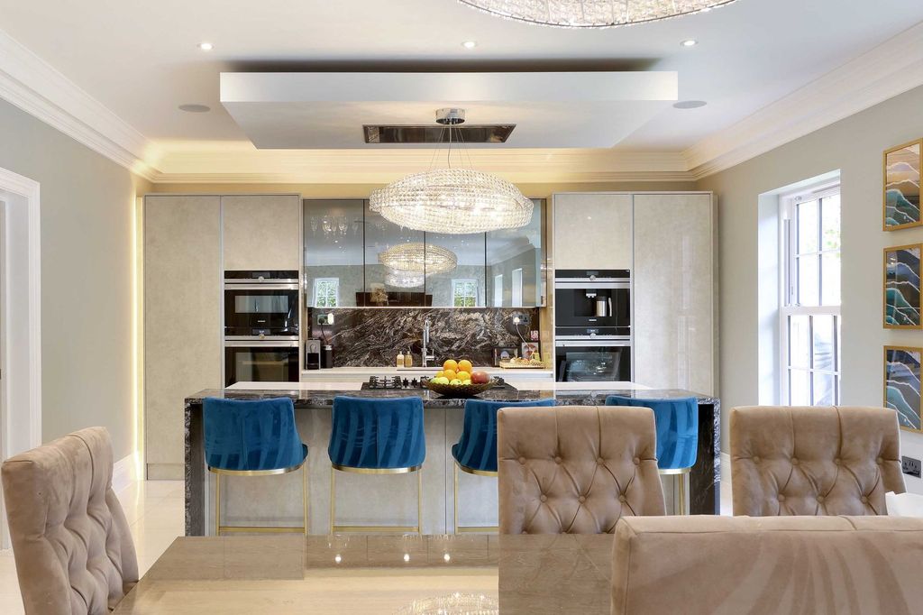 Additional image 10 of 5 bed detached house for saleValley Way, Gerrards Cross, Buckinghamshire SL9