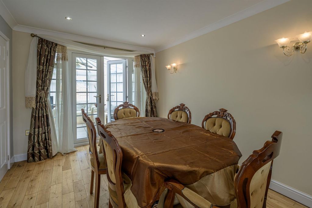 Additional image 20 of 5 bed detached house for saleCampion Grove, Halesowen B63