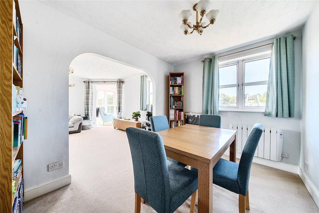 2 bed flat for saleHaven Bank, Exeter EX2 photo 5