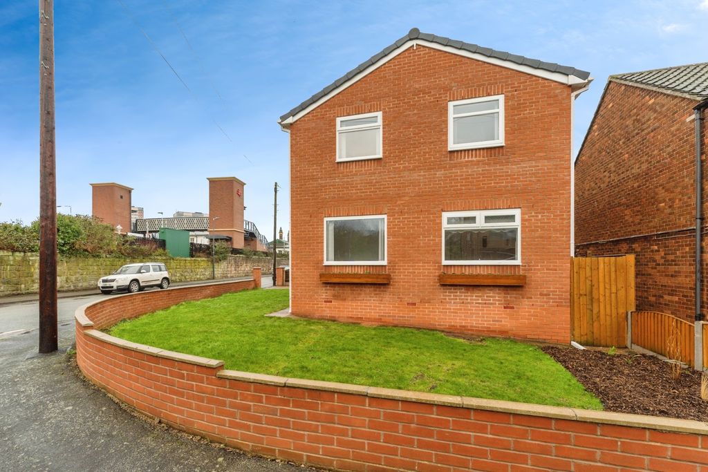 3 bed detached house for saleCorporation Street, Flint, Flintshire CH6