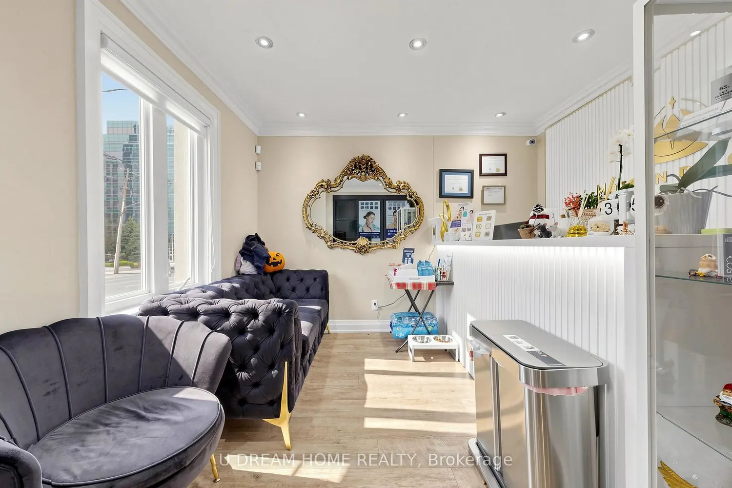 Additional image 4 of 99 Sheppard Avenue