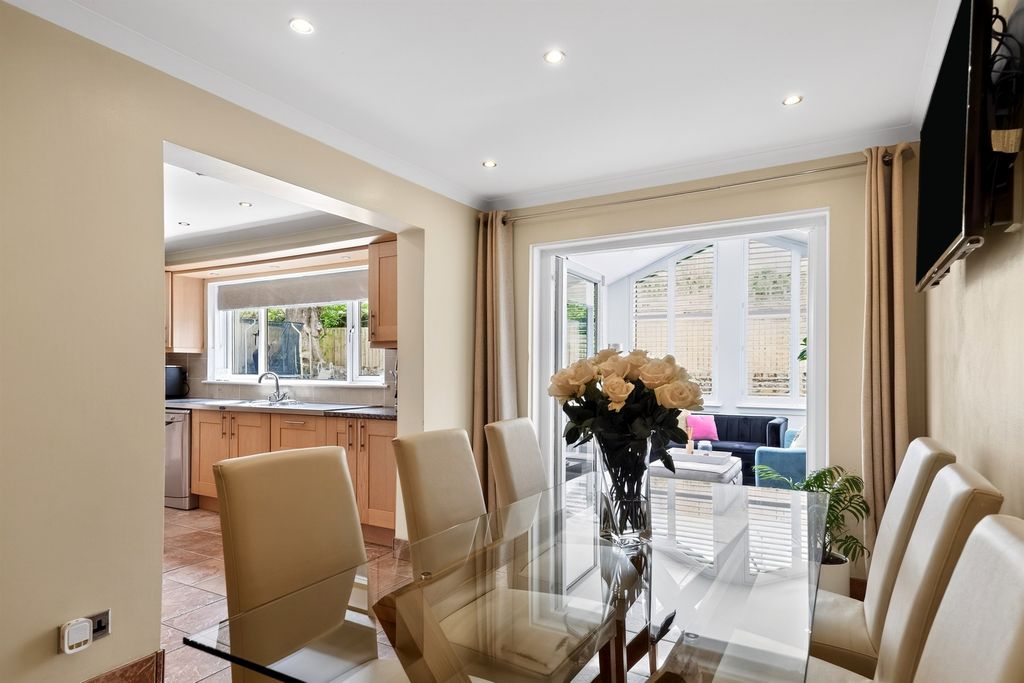 Additional image 7 of 5 bed detached house for saleWrightlands Crescent, Erskine PA8