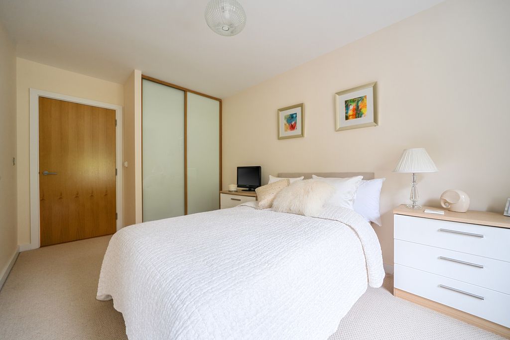Additional image 14 of 2 bed flat for saleSouth Park, Gerrards Cross, Buckinghamshire SL9
