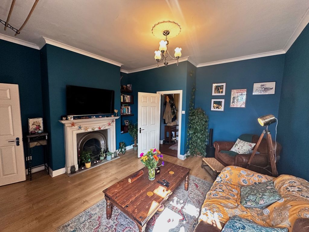 Additional image 2 of 4 bed maisonette for saleAvenue Road, Gateshead NE8