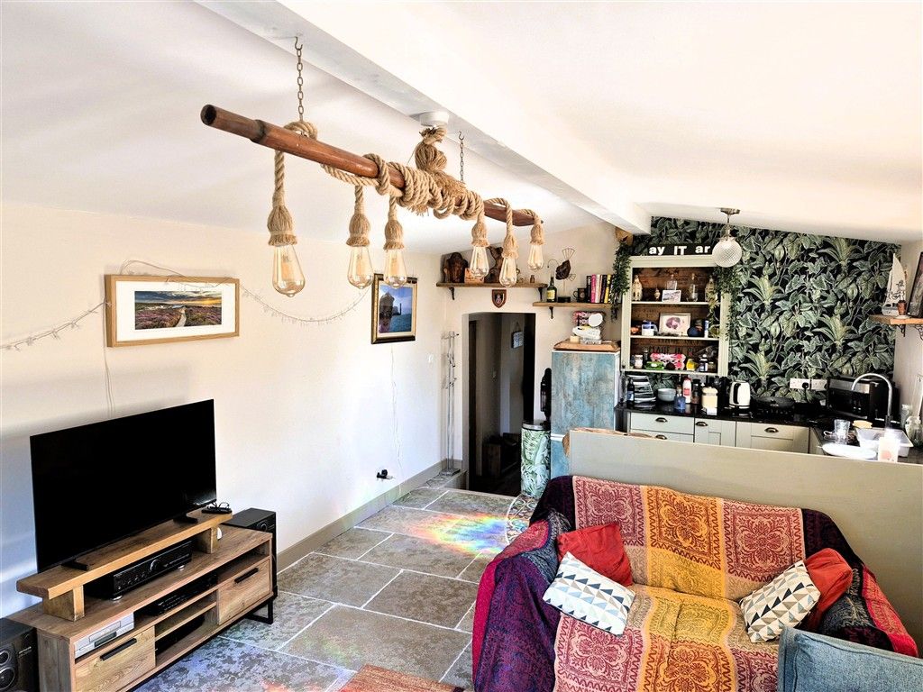 Additional image 18 of 3 bed semi-detached house for saleVictoria Road, Freshwater, Isle Of Wight PO40