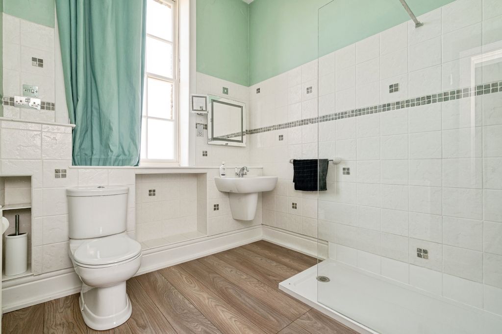 Additional image 11 of 3 bed flat for saleRoyal Naval Hospital, Great Yarmouth NR30