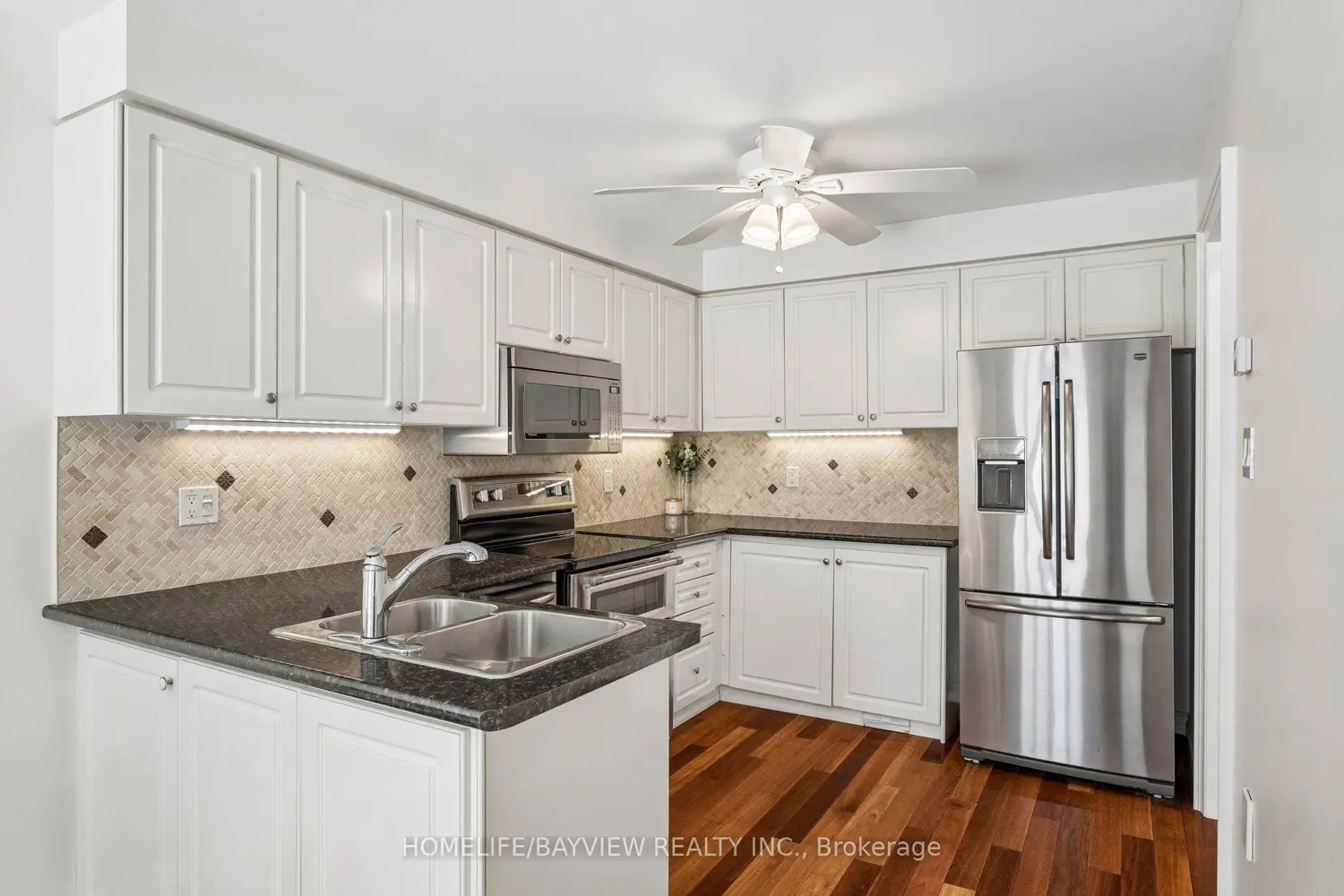 29 Oakridge Court photo 4