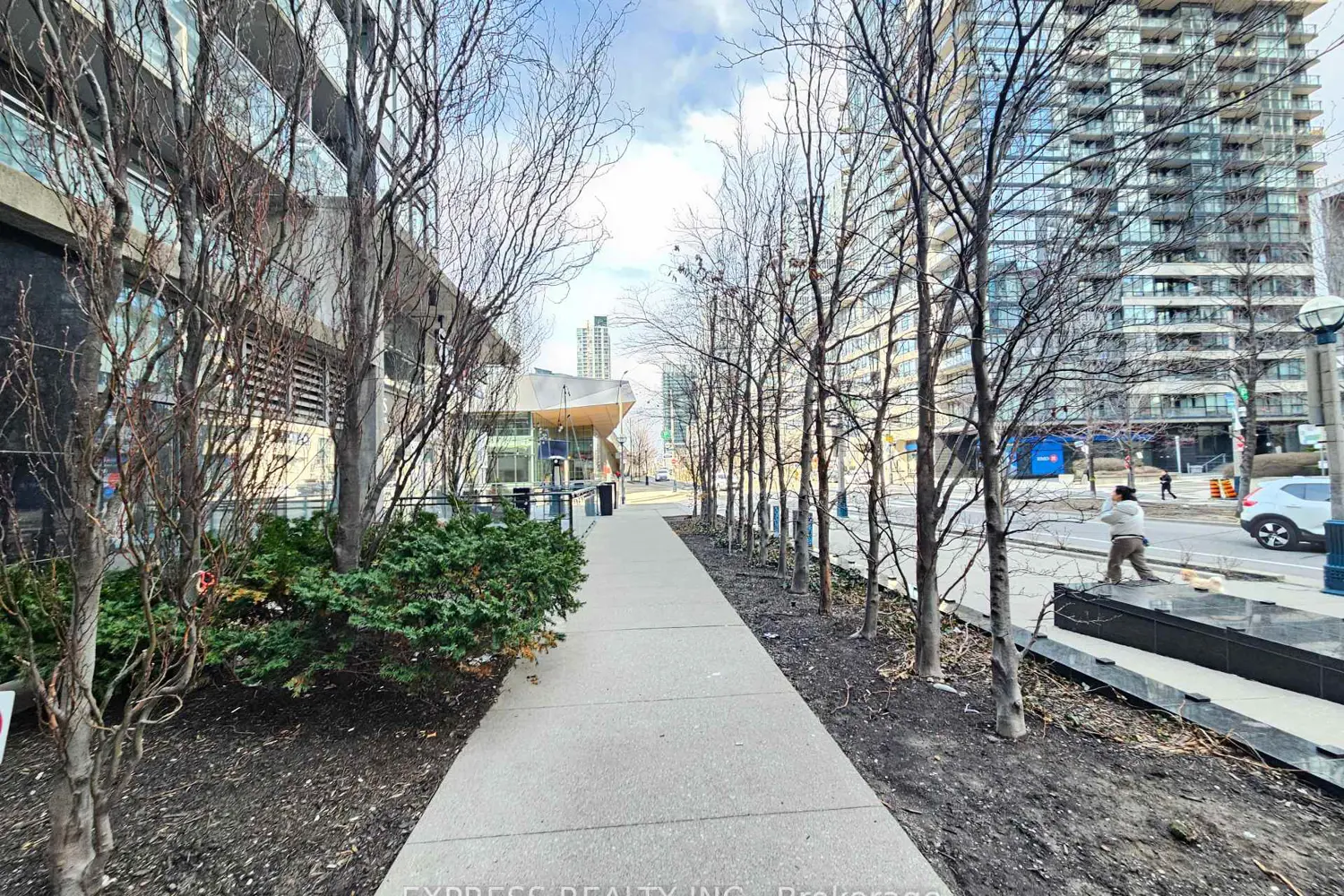 Additional image 7 of 15 Fort York Boulevard 705