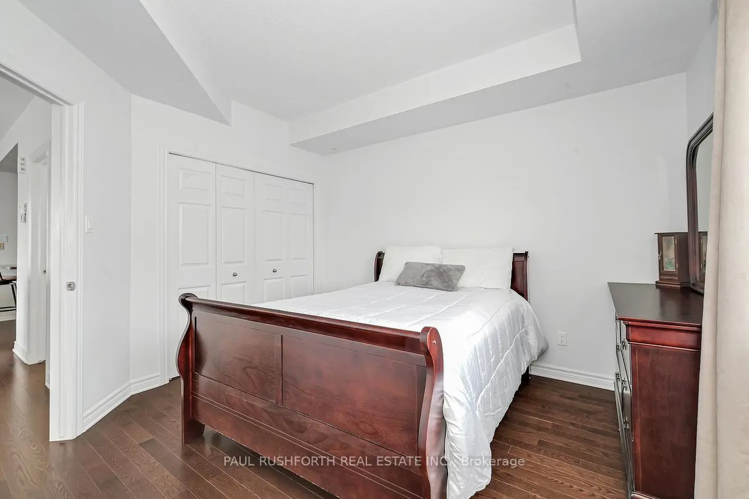 Additional image 12 of 137 Harthill Way L