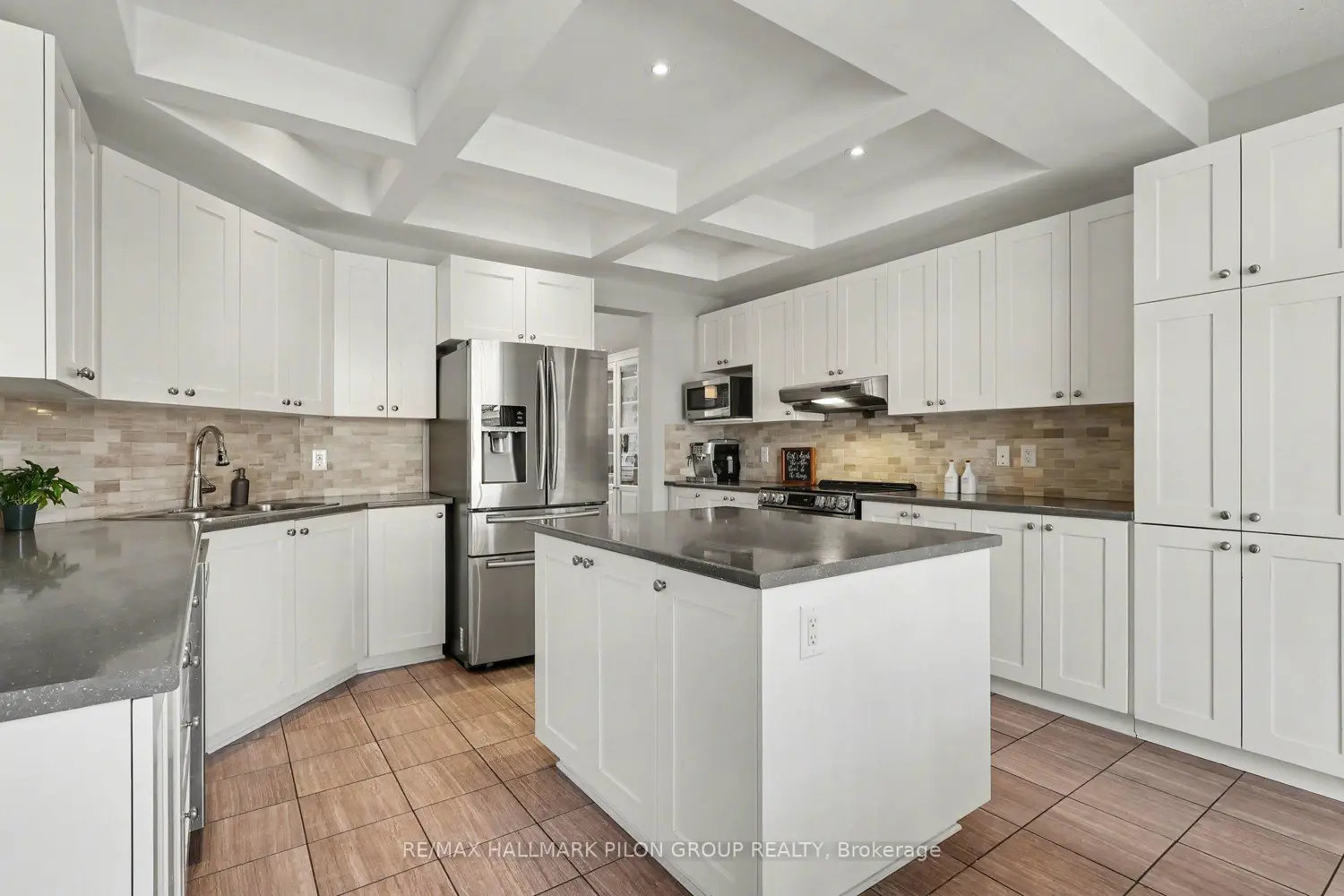253 Terrapin Terrace photo 2