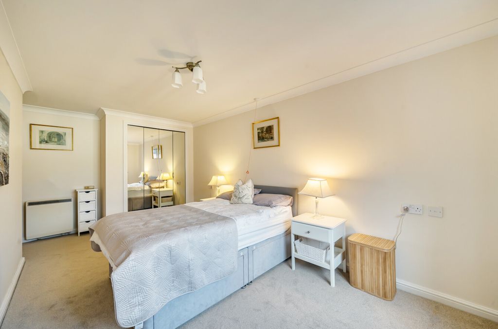Additional image 11 of 1 bed flat for saleSwan Lane, Faringdon, Oxfordshire SN7