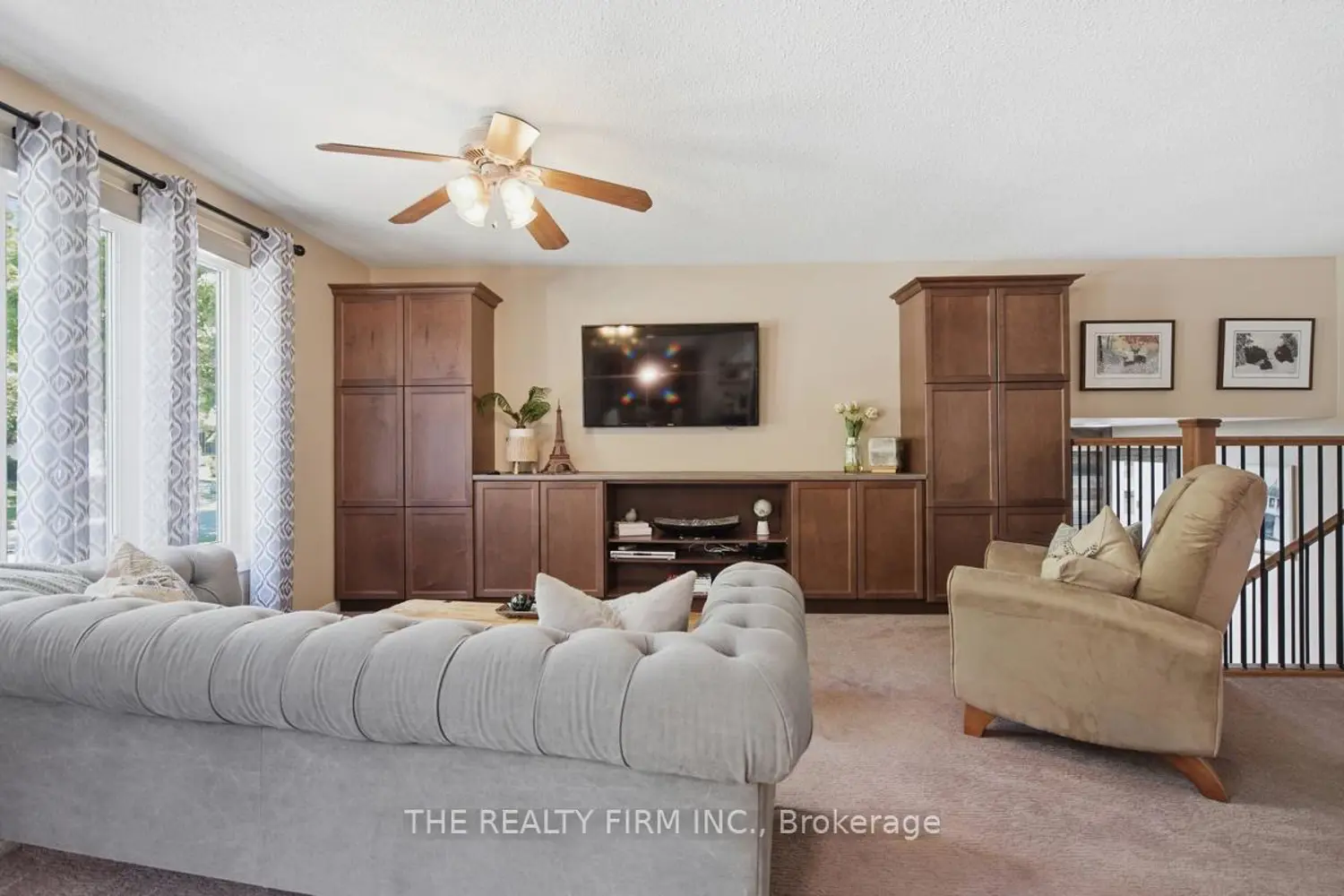742 Cranbrook Road photo 4
