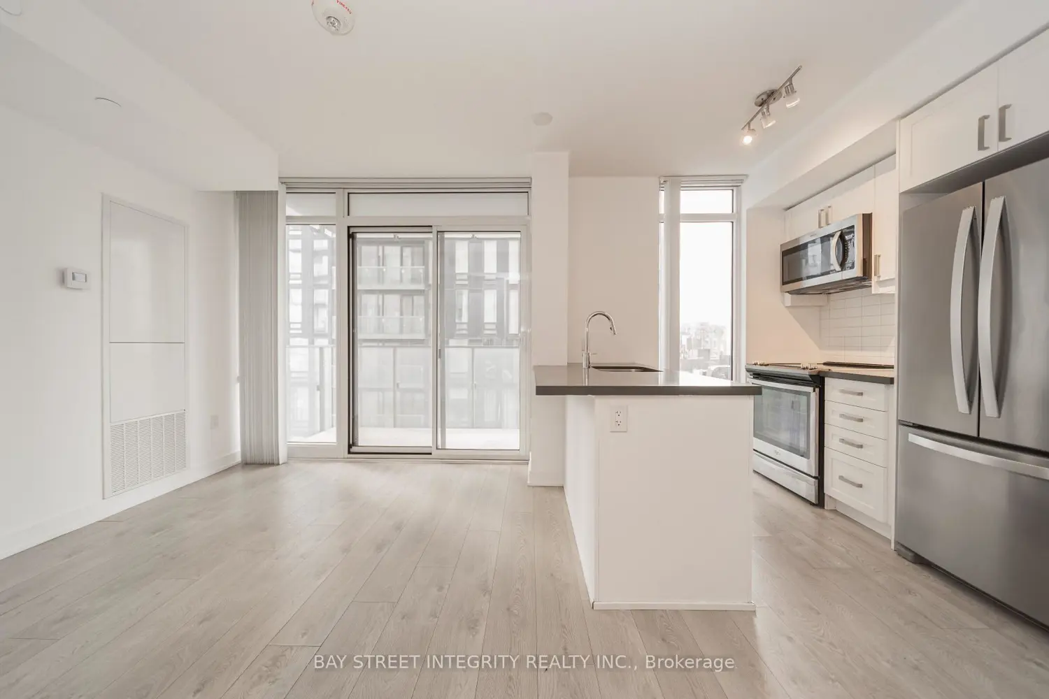 Additional image 7 of 50 Wellesley E Street 2801