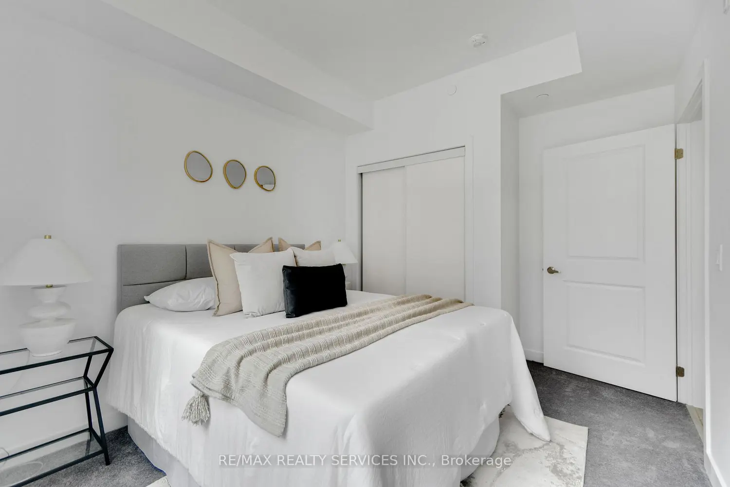 Additional image 14 of 5055 Greenlane Road 136