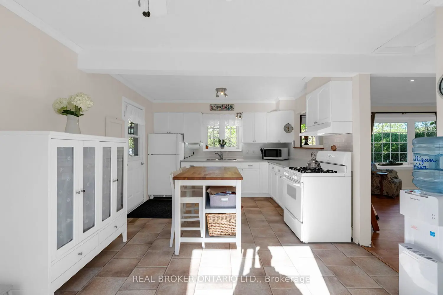 145 Collingwood Street photo 5