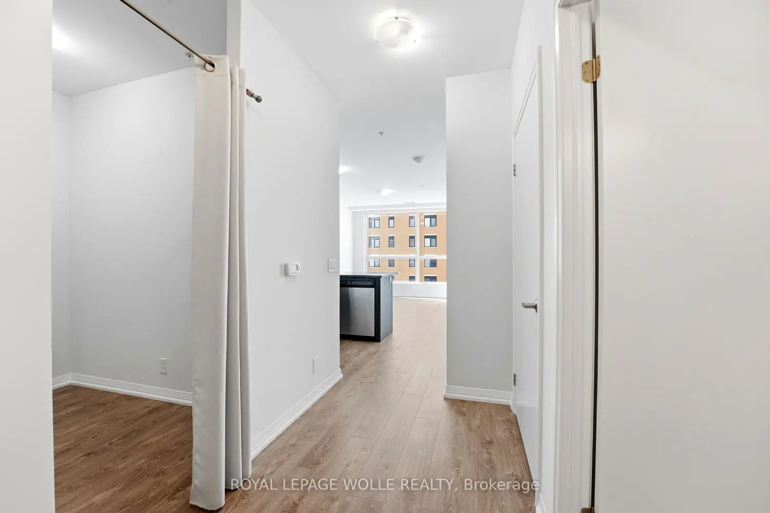 Additional image 4 of 104 Garment Street 16