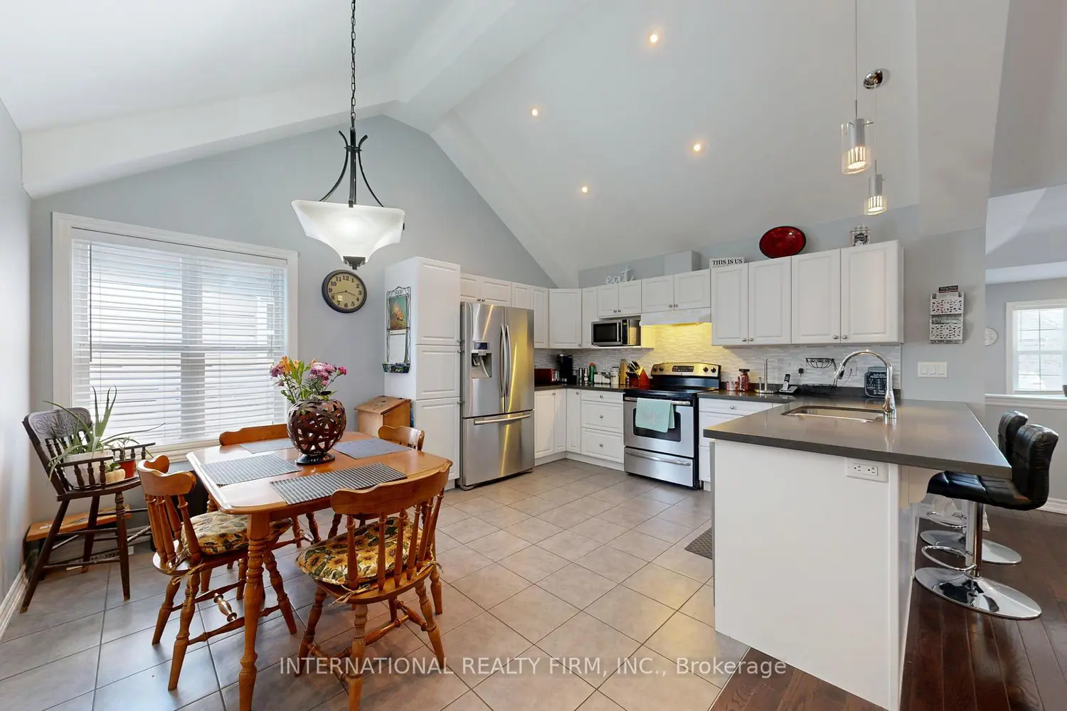 Additional image 8 of 438 Stirling Way