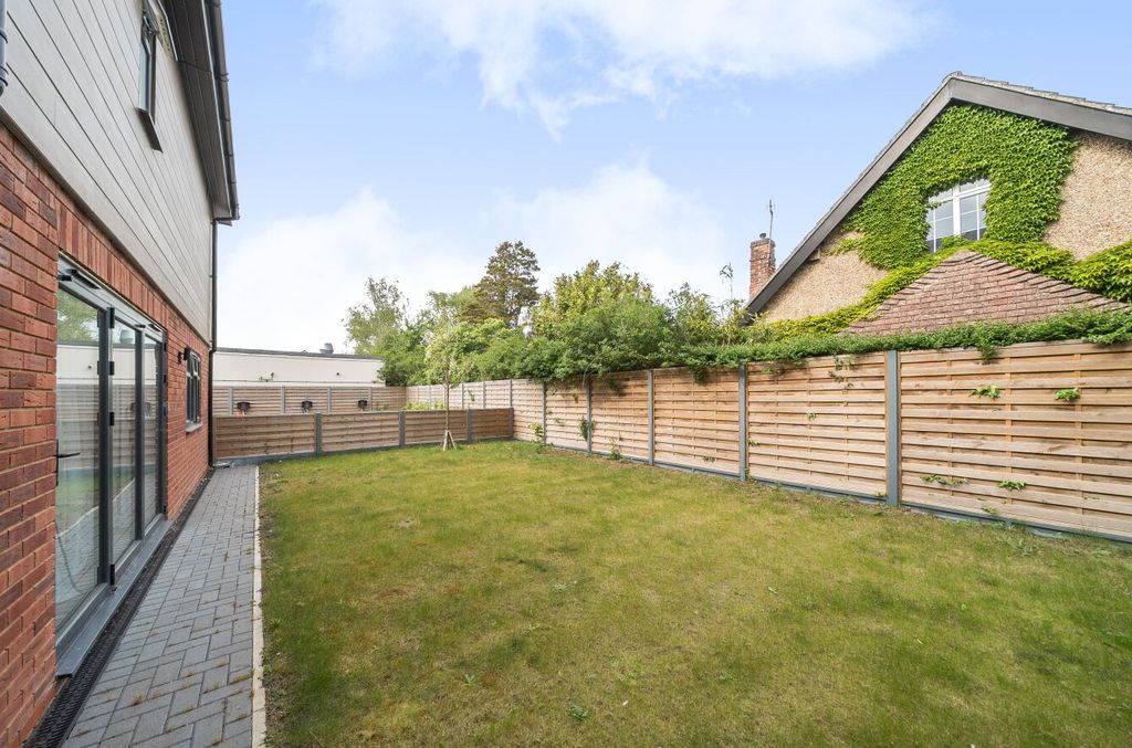 Additional image 9 of Property for saleHighlands Road, Fareham, Hampshire PO15