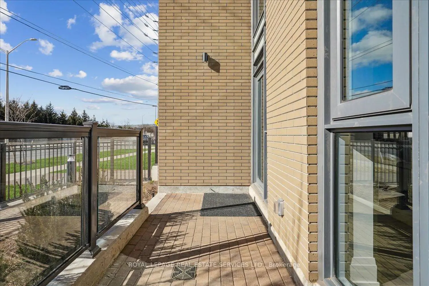 Additional image 12 of 509 Dundas Street 103