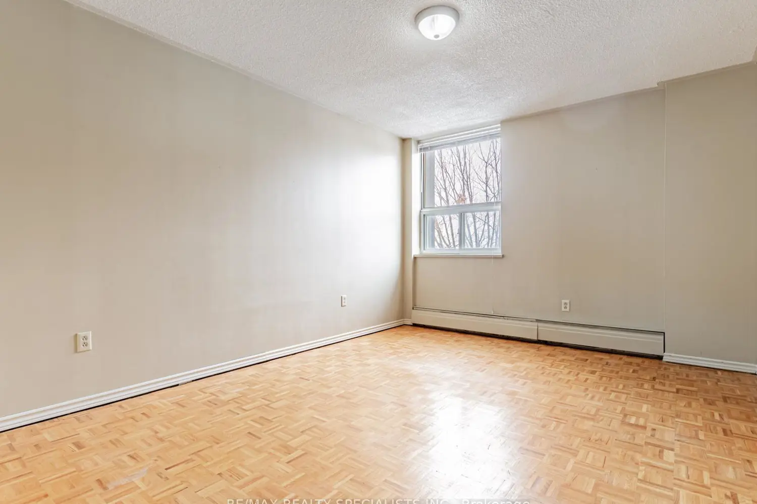 Additional image 12 of 151 La Rose Avenue 401
