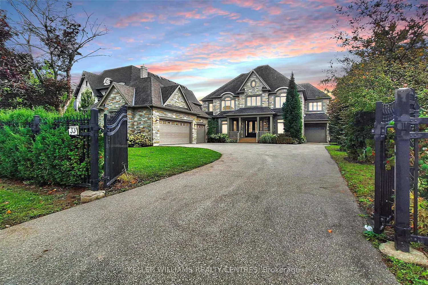 33 Maple Grove Avenue photo 2