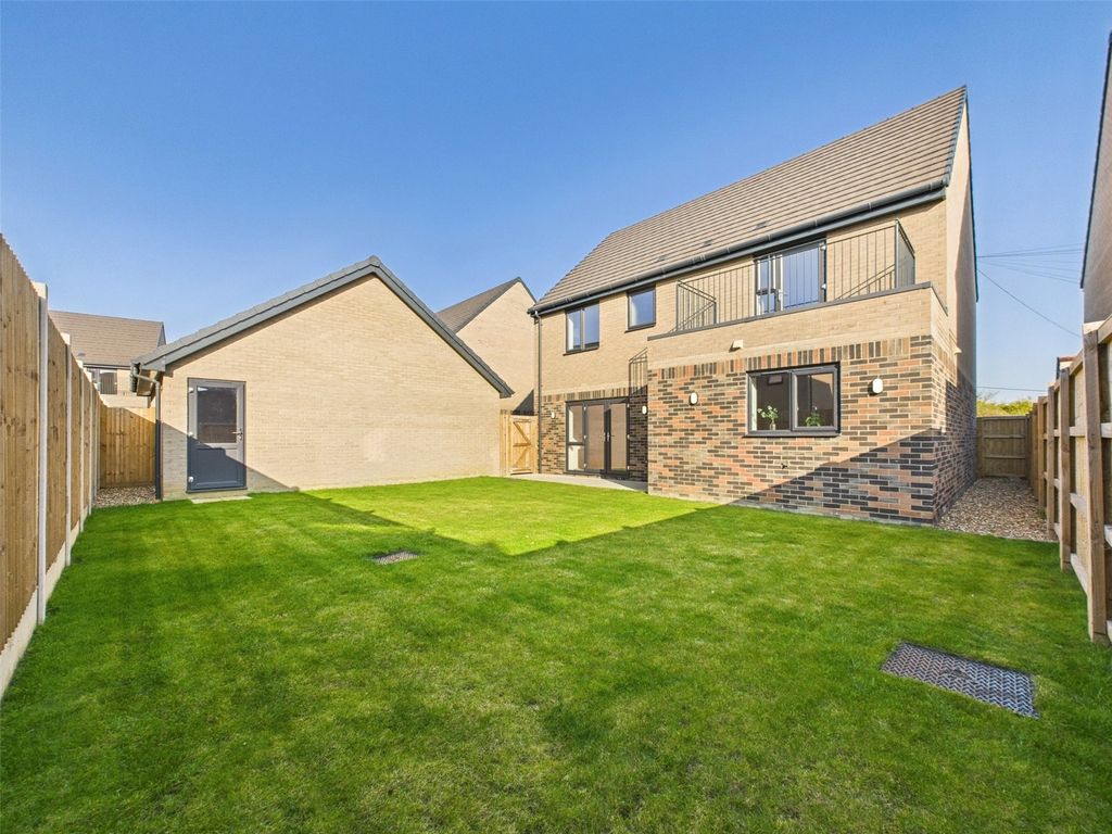 Additional image 2 of 4 bed detached house for salePlot 17, Laureate Fields, Ferry Road, Felixstowe, Suffolk IP11